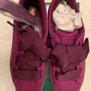 Pretty purple Pumas!